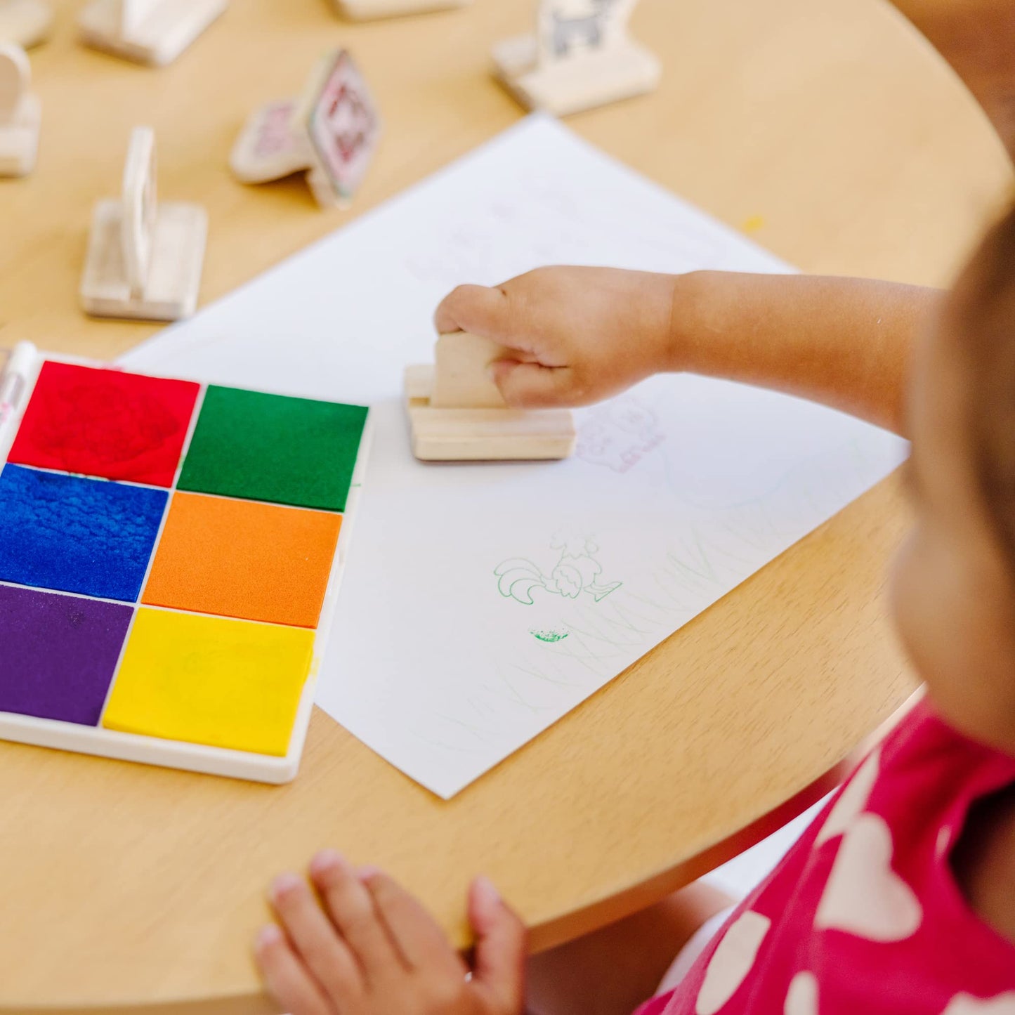 Melissa & Doug Rainbow Stamp Pad - 6 Washable Inks - Stamp Pads For Rubber Stamps, Arts And Crafts Supplies For Kids Ages 4+