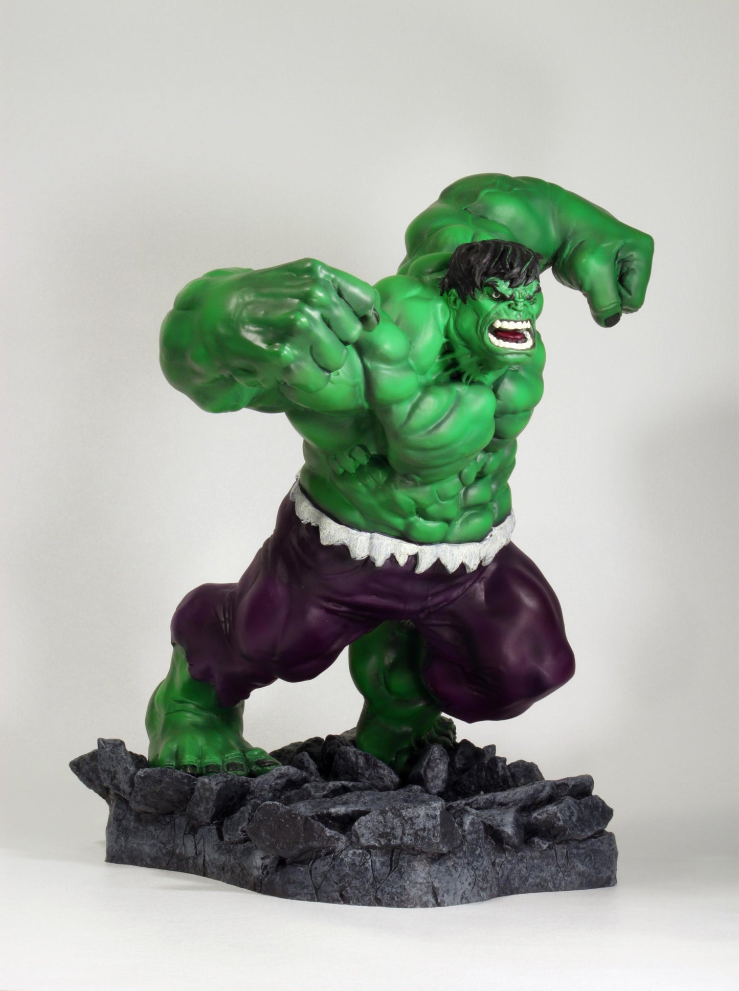 Kotobukiya Fall of the Hulks: Hulk Fine Art Statue